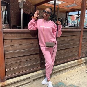 Meet your Posher, Lorin